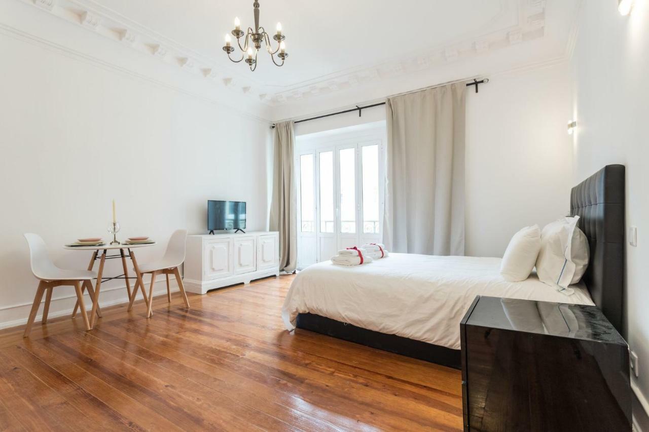6 Clouds Apartment Лиссабон Экстерьер фото