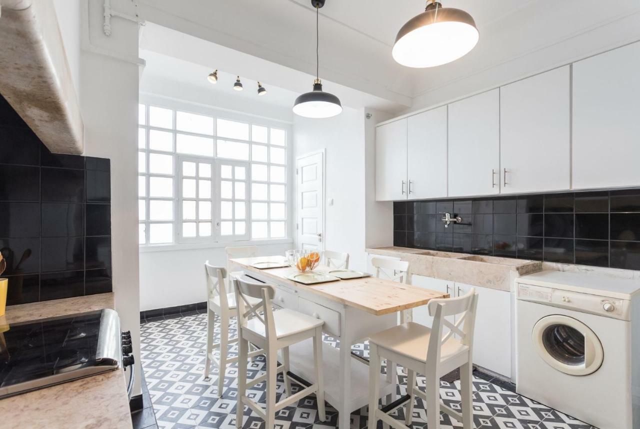 6 Clouds Apartment Лиссабон Экстерьер фото